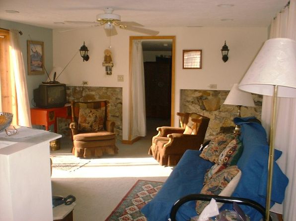 (undisclosed Address)