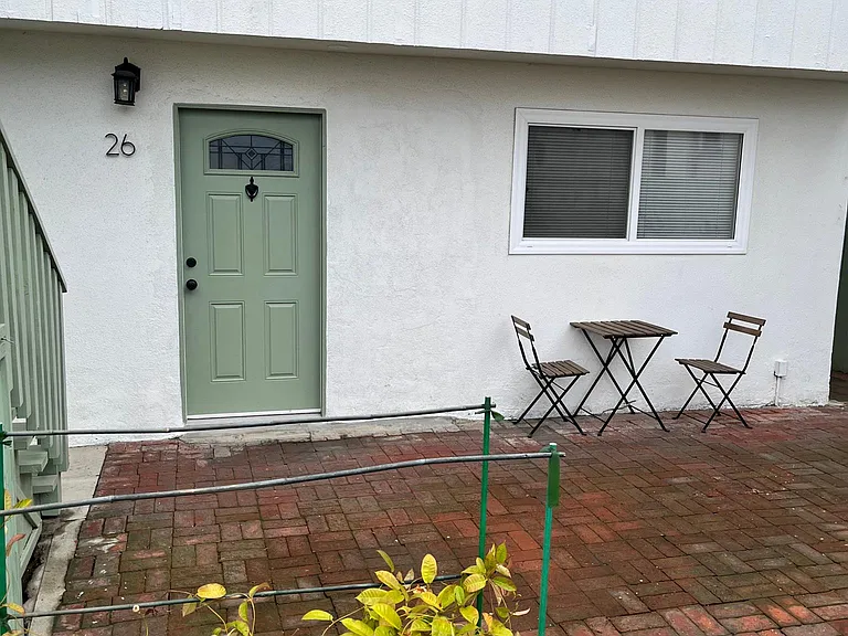 26 Corona Ave #26 — Photo 4