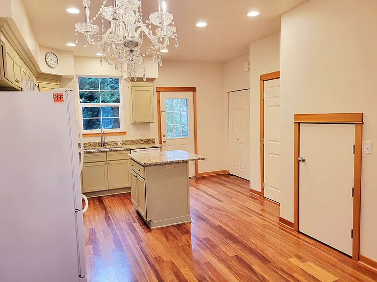 19434 Scoter Ln NE — Photo 3