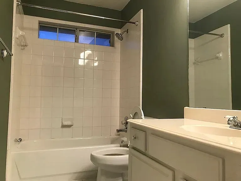 7900 Squire Ln — Photo 12