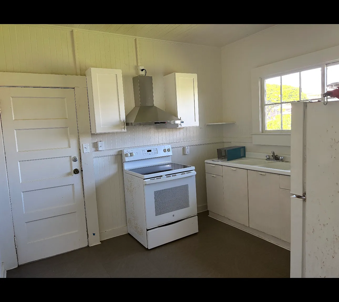 Kekuanaoa St, Hilo — Photo 2