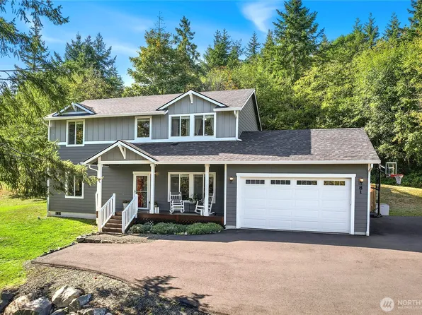 81 E Bay Heights Drive, Allyn, WA 98524