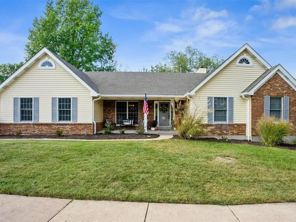 16276 Audubon Village Dr, Grover, MO 63040