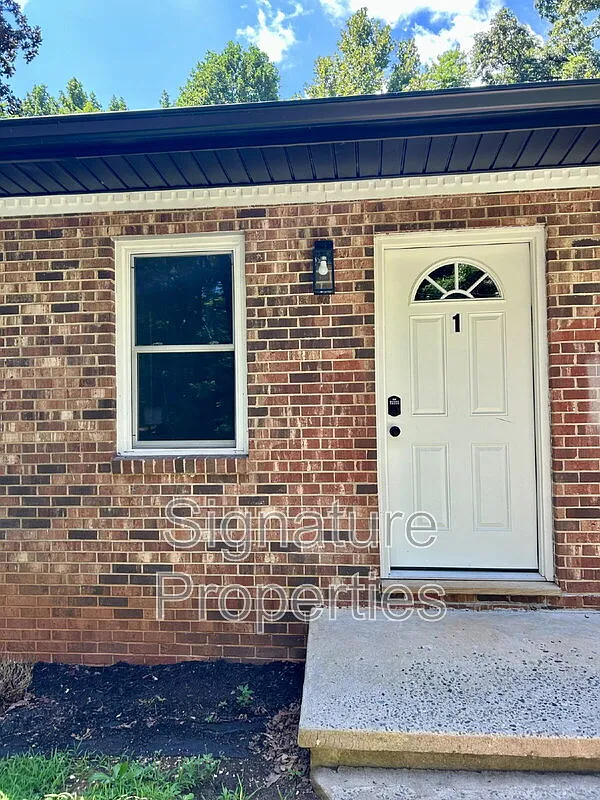 1 bed, 1.0 bath, $750 — Photo 1