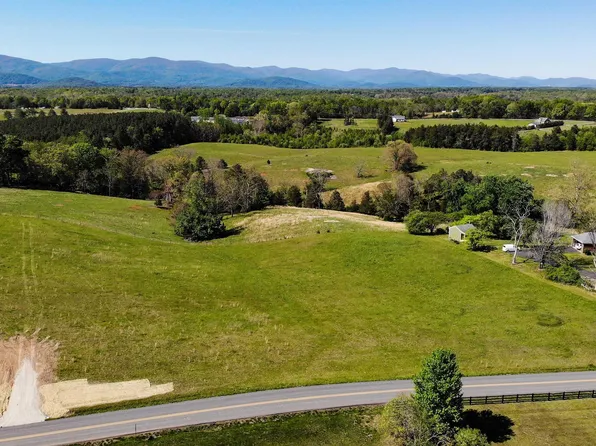 6 Advance Mills Rd, Ruckersville, VA 22968