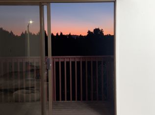 798 Stonegate Dr, South San Francisco, CA 94080