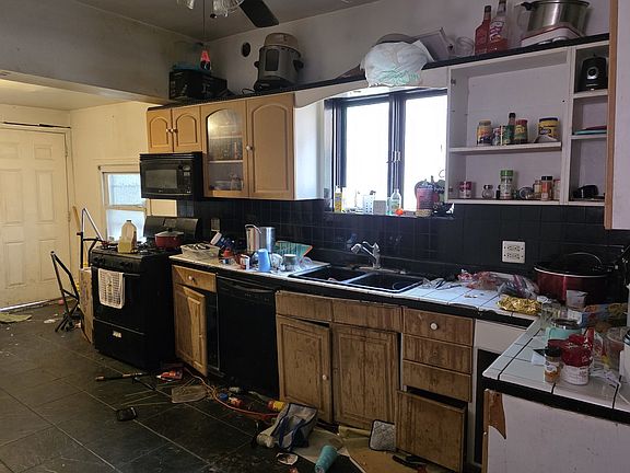 4th image of 9134 S Ada St