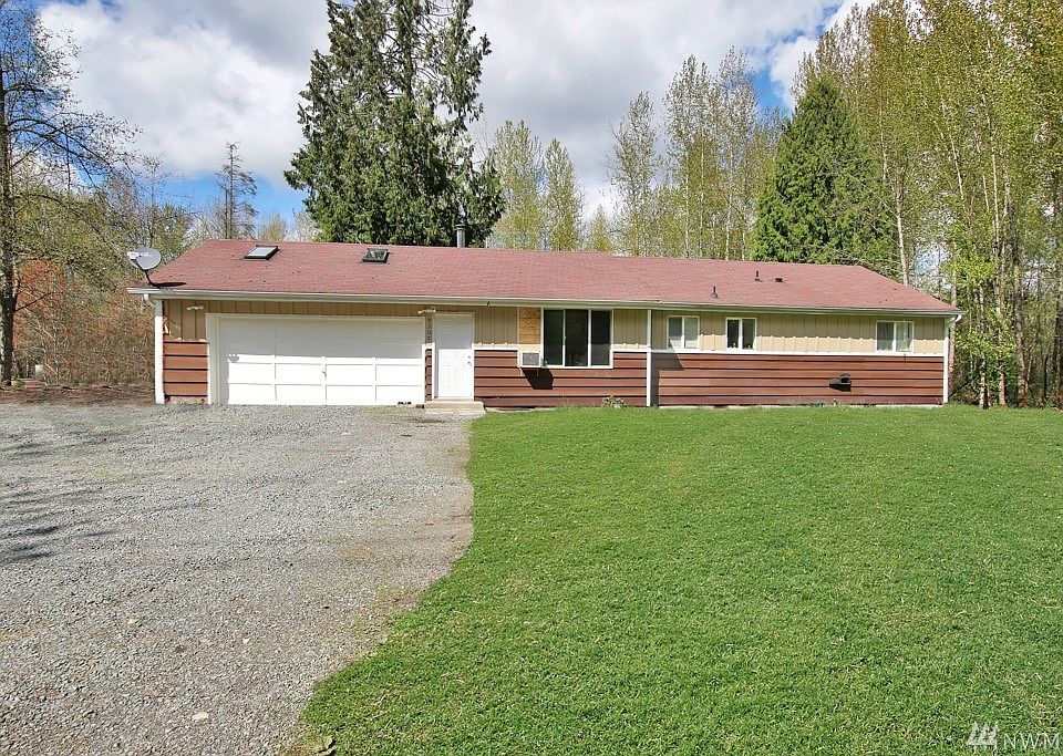 1st image of 9207 144th St E