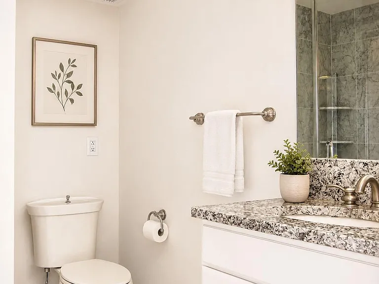 1701 Locust St #15-1906 — Photo 3