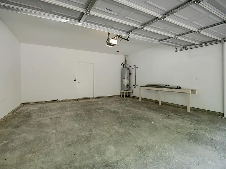 6725 Belmont St — Photo 24