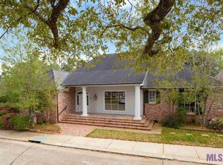 6 Stones Throw Dr, Baton Rouge, LA 70809