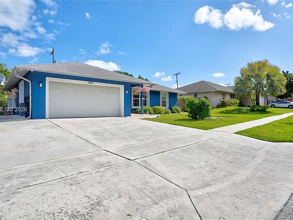 2nd image of 1067 Julia Heights Dr