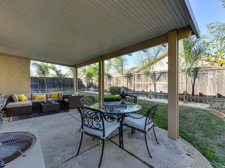 2925 Mahaska Way — Photo 38