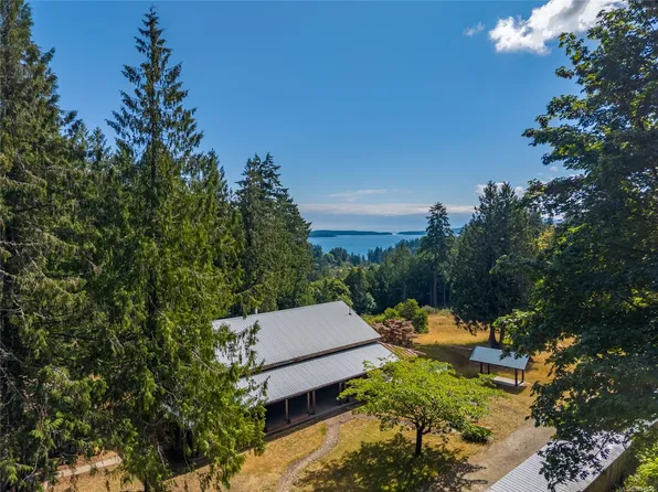 3301 Amies Rd, Southern Gulf Islands, BC V0N 2M1