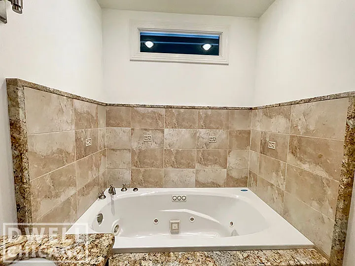 3448 N Damen Ave #1 — Photo 23