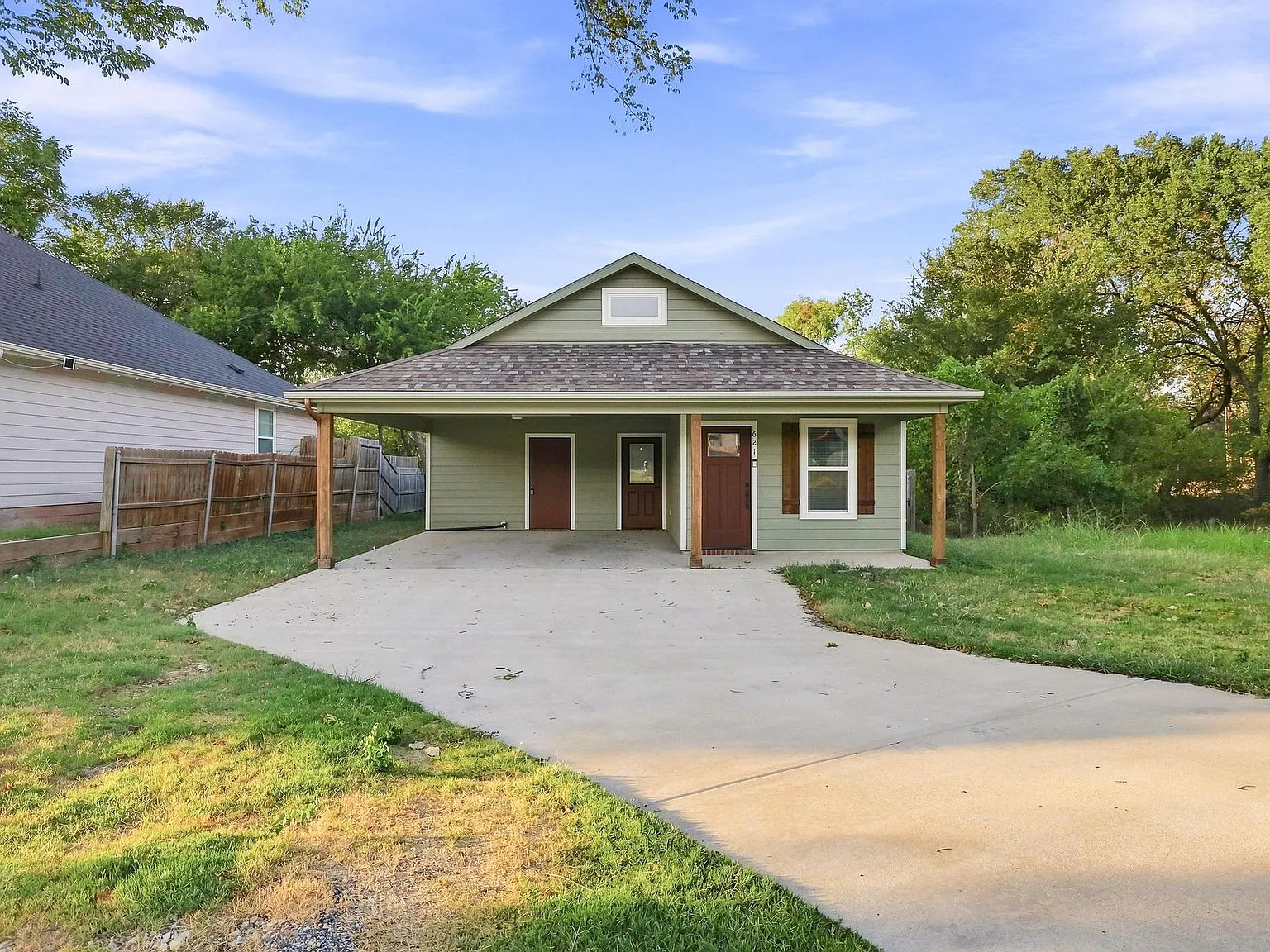 3 bed, 1488 sqft, $1,895 — Photo 2
