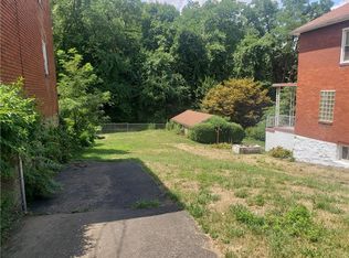 647 Seagirt St, Pittsburgh, PA 15221