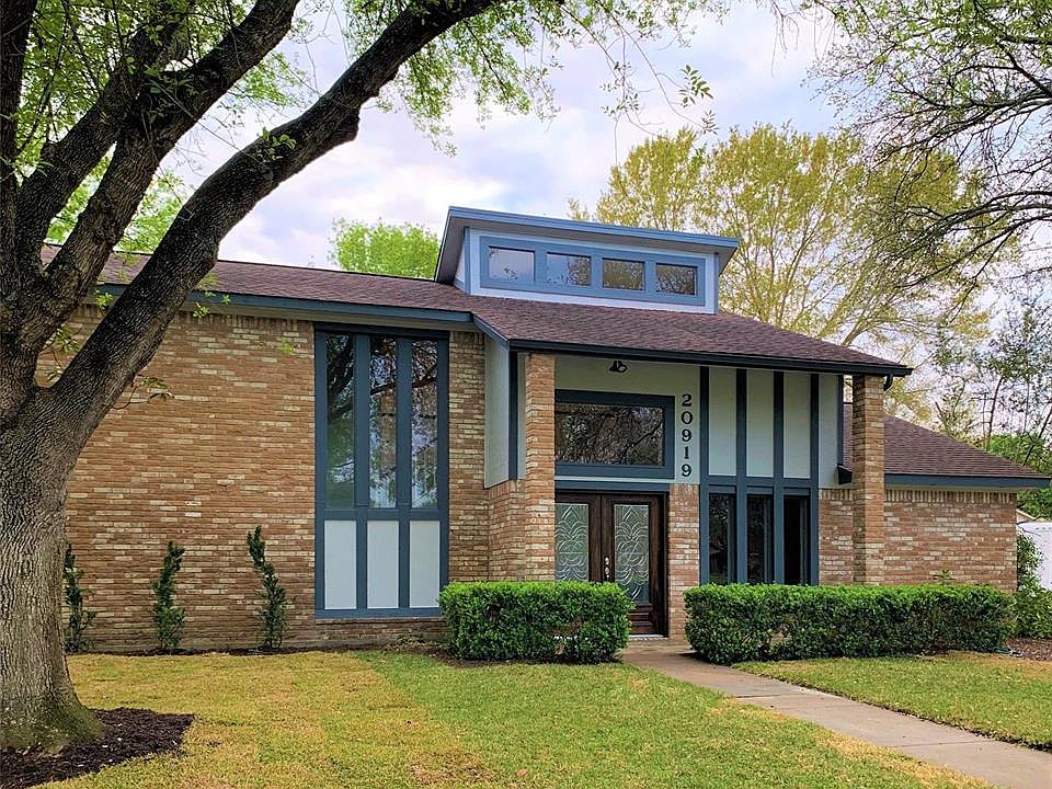 1st image of 20919 Park Brush Ct