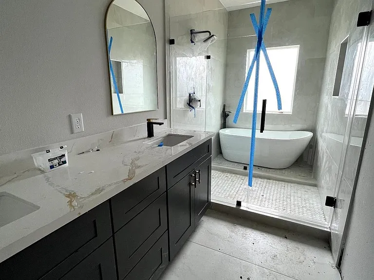 6407 Sidney St — Photo 4