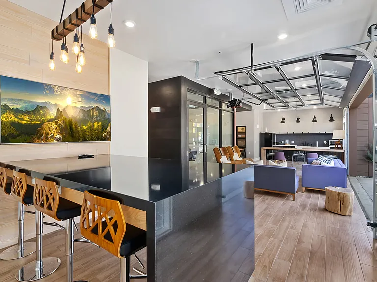 Cycle Apartments — Photo 30