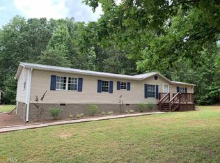 1271 Fairview Farm Cir, Lavonia, GA 30553