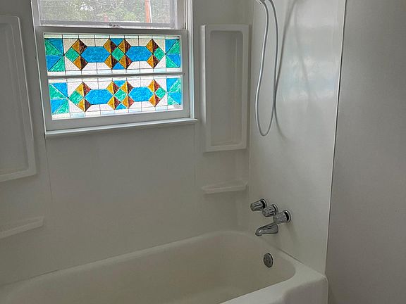 4th image of 2731 Duke Homestead Rd #B