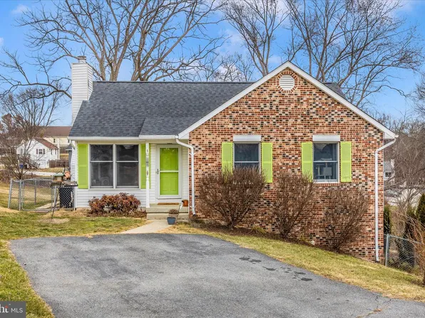 23 E F St, Brunswick, MD 21716