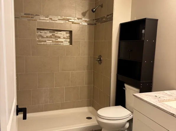 906 Skyland St, Kannapolis, NC 28083
