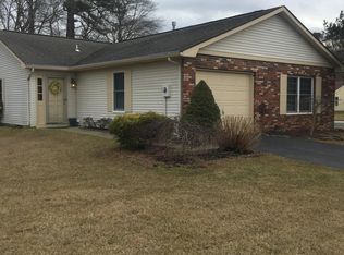 2 Rushmore Dr, Brick, NJ 08724