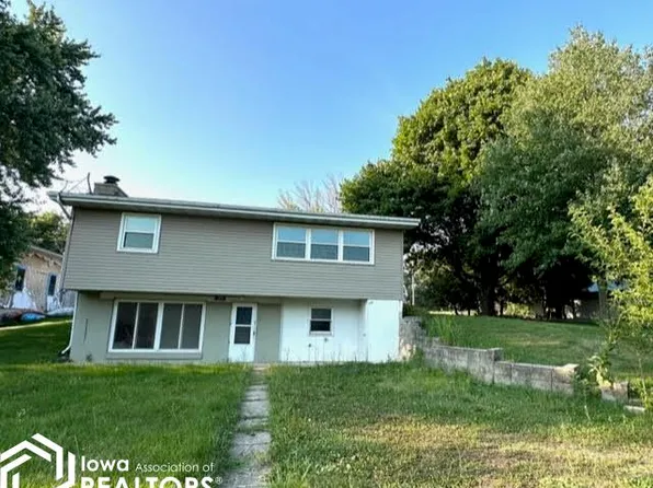202 Madison St, Steamboat Rock, IA 50672
