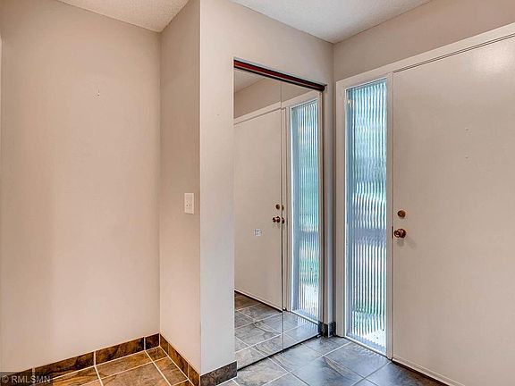 4th image of 160 Birnamwood Dr