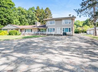 54170 Olney Rd, Leonidas, MI 49066