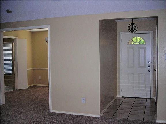 3rd image of 1628 Riverway Bend Cir