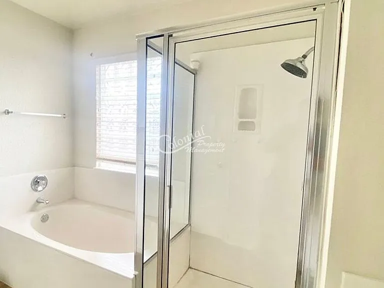 1501 Darjeeling Dr — Photo 15