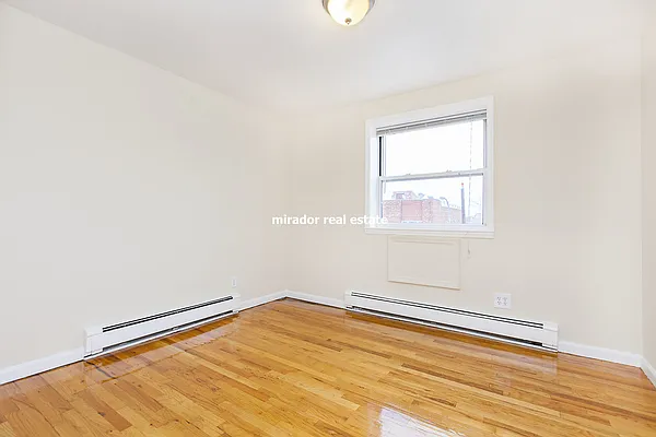 Rented by Mirador Real Estate | media 17