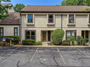 988 Som Center Rd #E-2, Cleveland, OH 44143