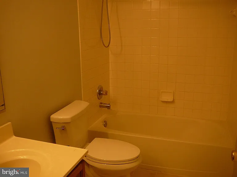 406 Park Cove Dr — Photo 23