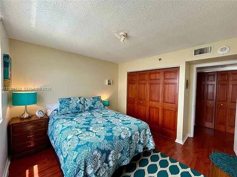 770 Claughton Island Dr #1908 — Photo 6
