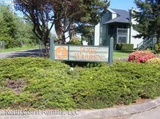335 NE Skipanon Dr, Warrenton, OR 97146
