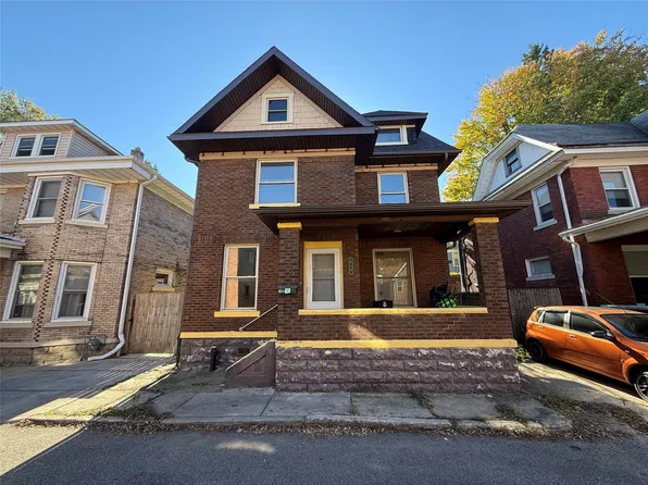 639 Downing Ct, Erie, PA 16502