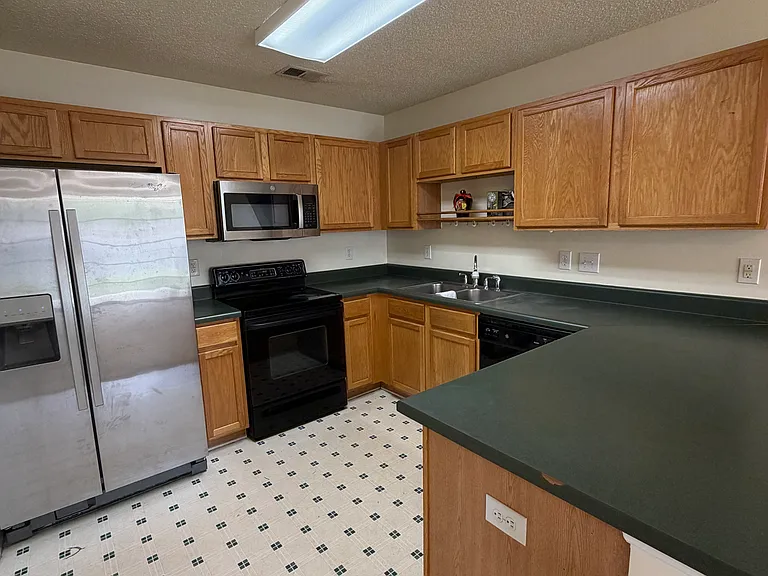 5804 Cherryrain Ct — Photo 6