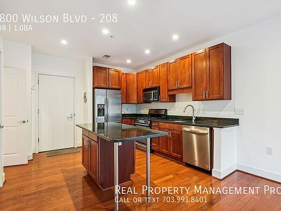 5th image of 1800 Wilson Blvd Unit 208
