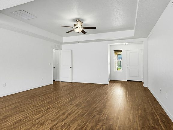 5th image of 2937 N Rapid Creek Way