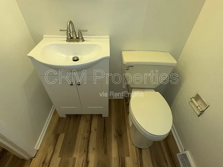 3542 Graceland Ave — Photo 10