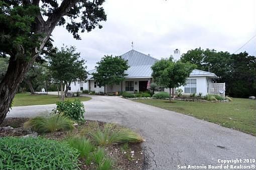 1st image of 604 Deep Hollow Dr