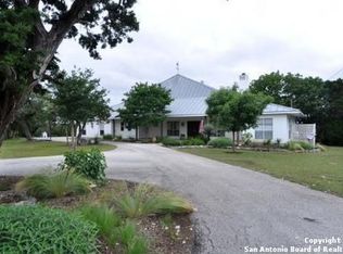 604 Deep Hollow Dr, Boerne, TX 78006
