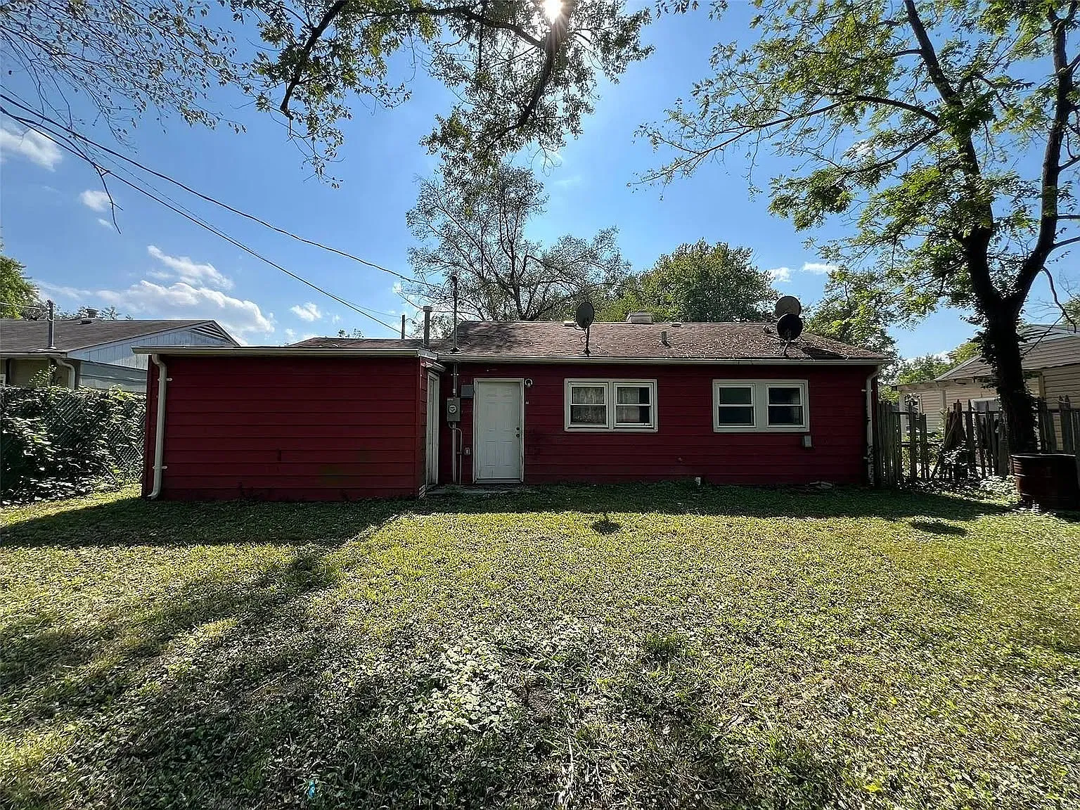 2 bed, 1255 sqft, $1,200 — Photo 3