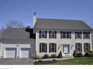 16 Hawthorne Ct, Higganum, CT 06441