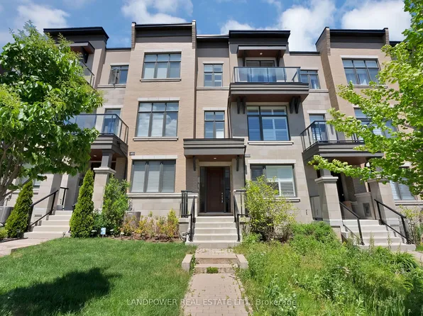 8 Aylin Cres, Vaughan, ON L6A 4Z8
