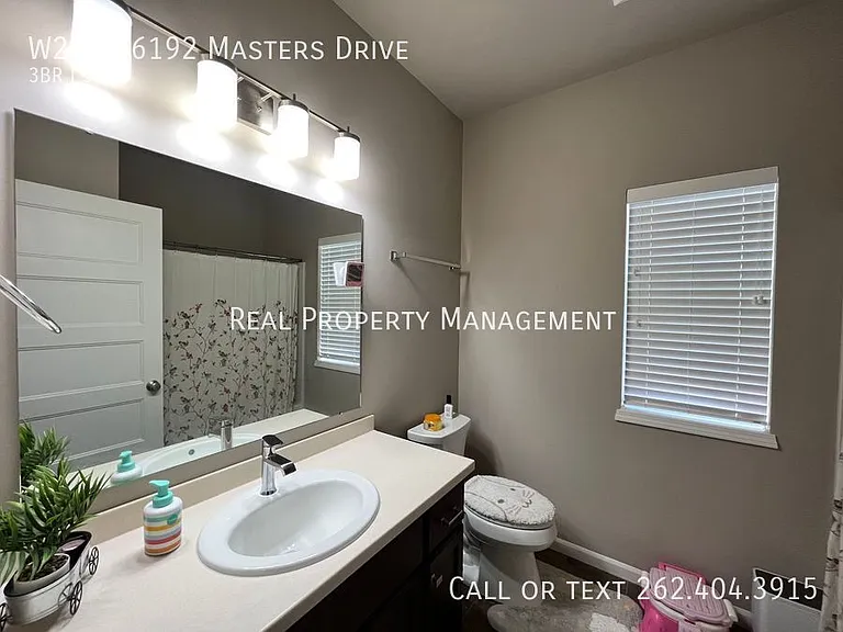 W217N6192 Masters Dr — Photo 8